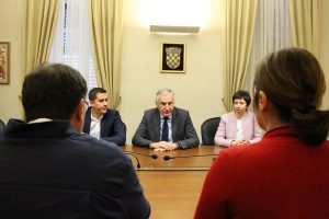 031117-ucitelji-sastanak-3