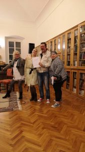 48387452_301786890466298_429150628250386432_n