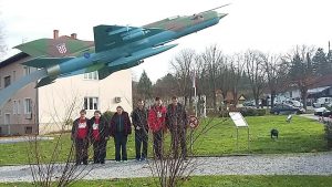 78053102_1392352400924914_967483993794543616_n