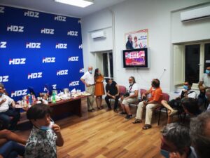 107252458_415109616097384_8026469176767921446_n