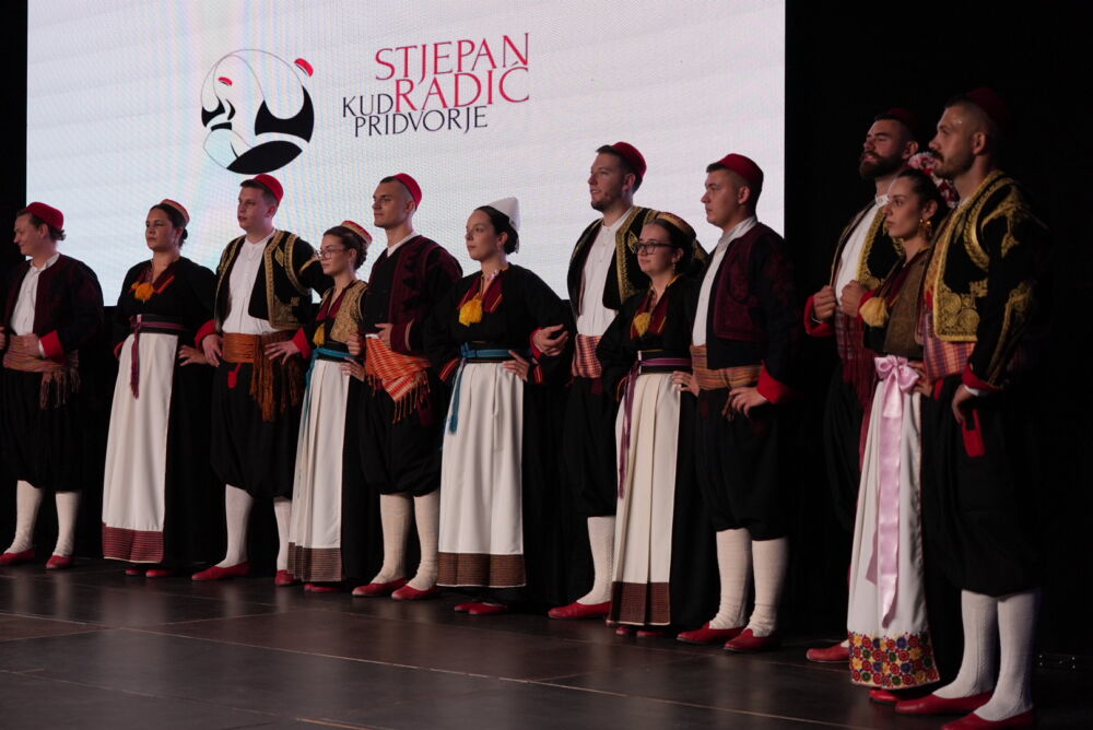 KUD STJEPAN RADIĆ SLAVI TRIDESET GODINA! Predano čuva i njeguje bogatu ...
